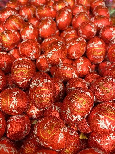LINDOR ROSSO LATTE SFUSO 250 GR