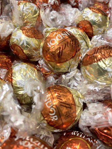 PRALINE CON CIOCCOLATO AL LATTE E MORBID