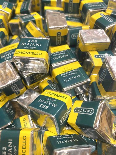 CREMINI ALLE MANDORLE E NOCCIOLE AL GUST